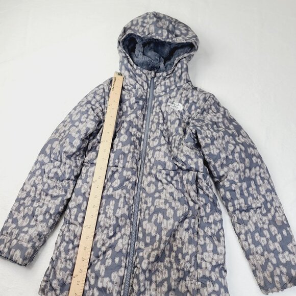 The North Face Girl's Black Mossbud Swirl Cheetah Reversible Parka Jacket Sz M - Picture 4 of 7
